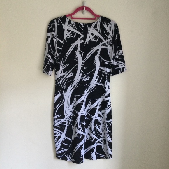 New York & Co Dress Black and White Print Short Sleeve Size Small - Picture 3 of 5